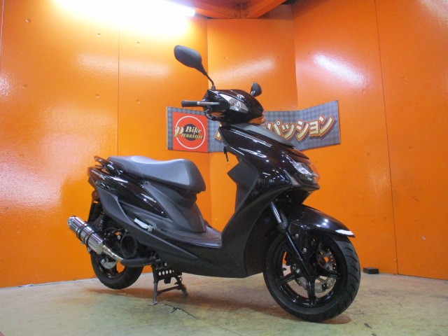 ２０１９年のＢ８Ｓ１モデルのシグナスＸが入荷！真剣に購入を希望の方は０９０４４１８５３３２小西まで！